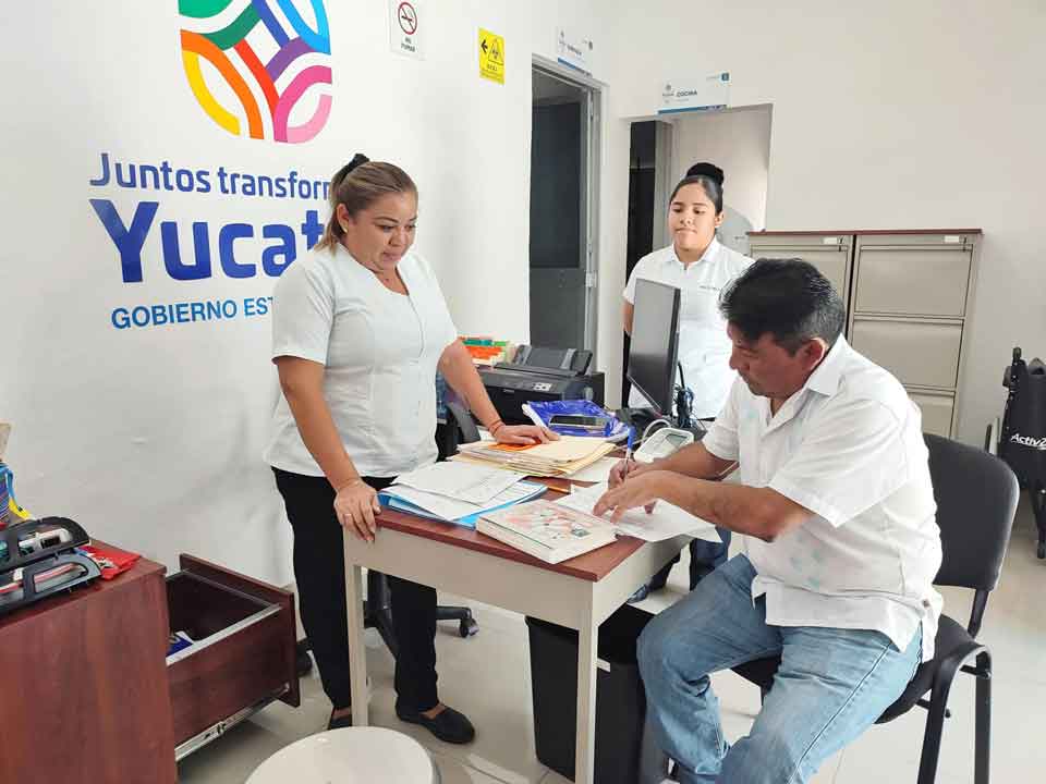 el alcalde Juan Francisco Pérez Koh Visita Xocempich