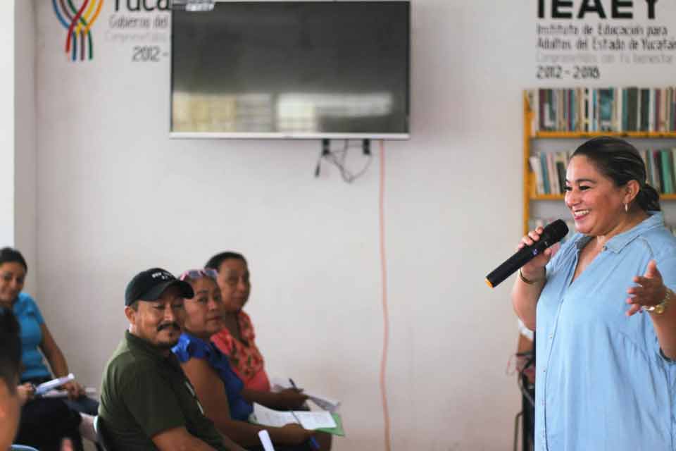 la codhey capacita al personal de ayuntamiento de Dzitás, Yucatán