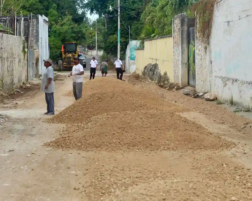 pavimentacion en Dzitás