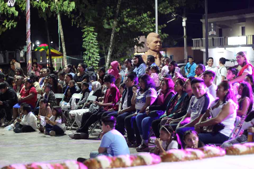 Disfrutando de momentos mágicos en dzitas