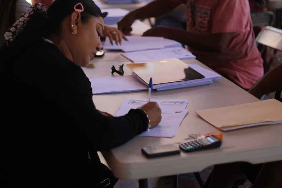 Recepcion de documentos para apoyos Dzitás
