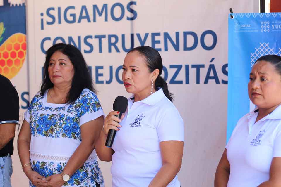 Entrega de credenciales Dzitás