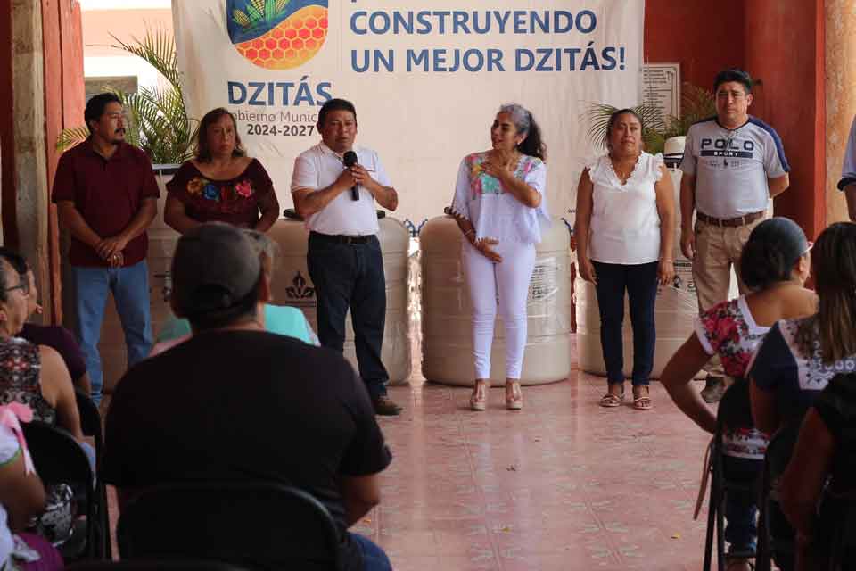 Entrega de apoyos programa Juntos por Más Dzitás