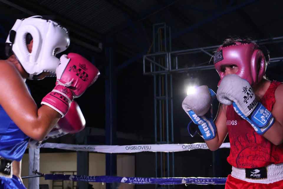 exhibicion de boxeo en dzitas