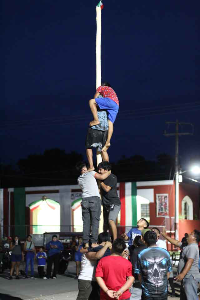 Tradiciones Fiestas Patrias Dzitás 6