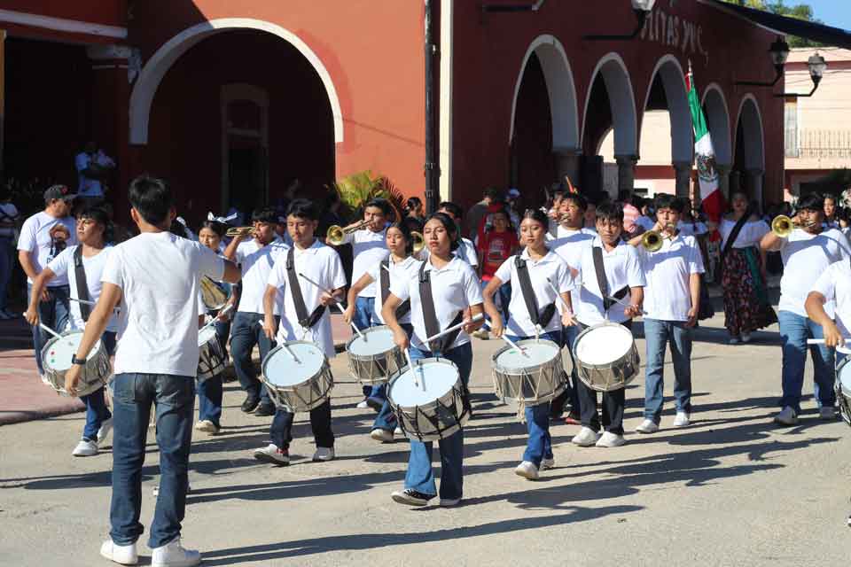 Desfile Conmemorativo Revolución Social Mexicana