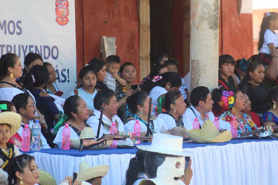 desfile de la Revolucion Social Mexicana en Dzitás