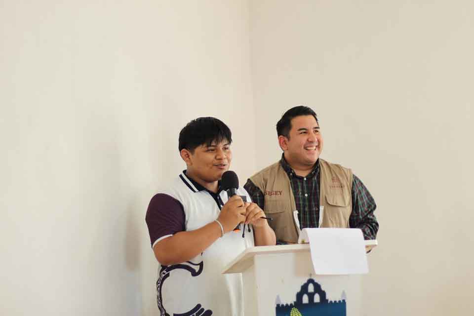 alianza por la educacion dzitas
