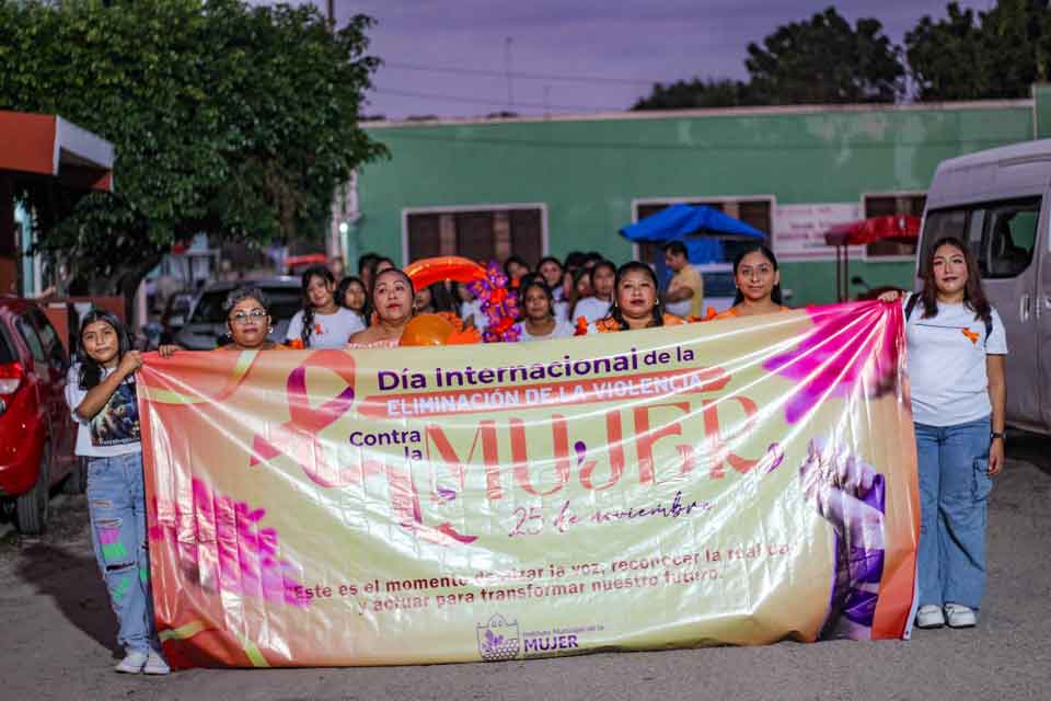 Marcha contra la violencia de la mujer en Dzitás