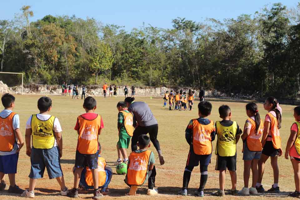 segundo dia clinica deportiva futbol dzitás